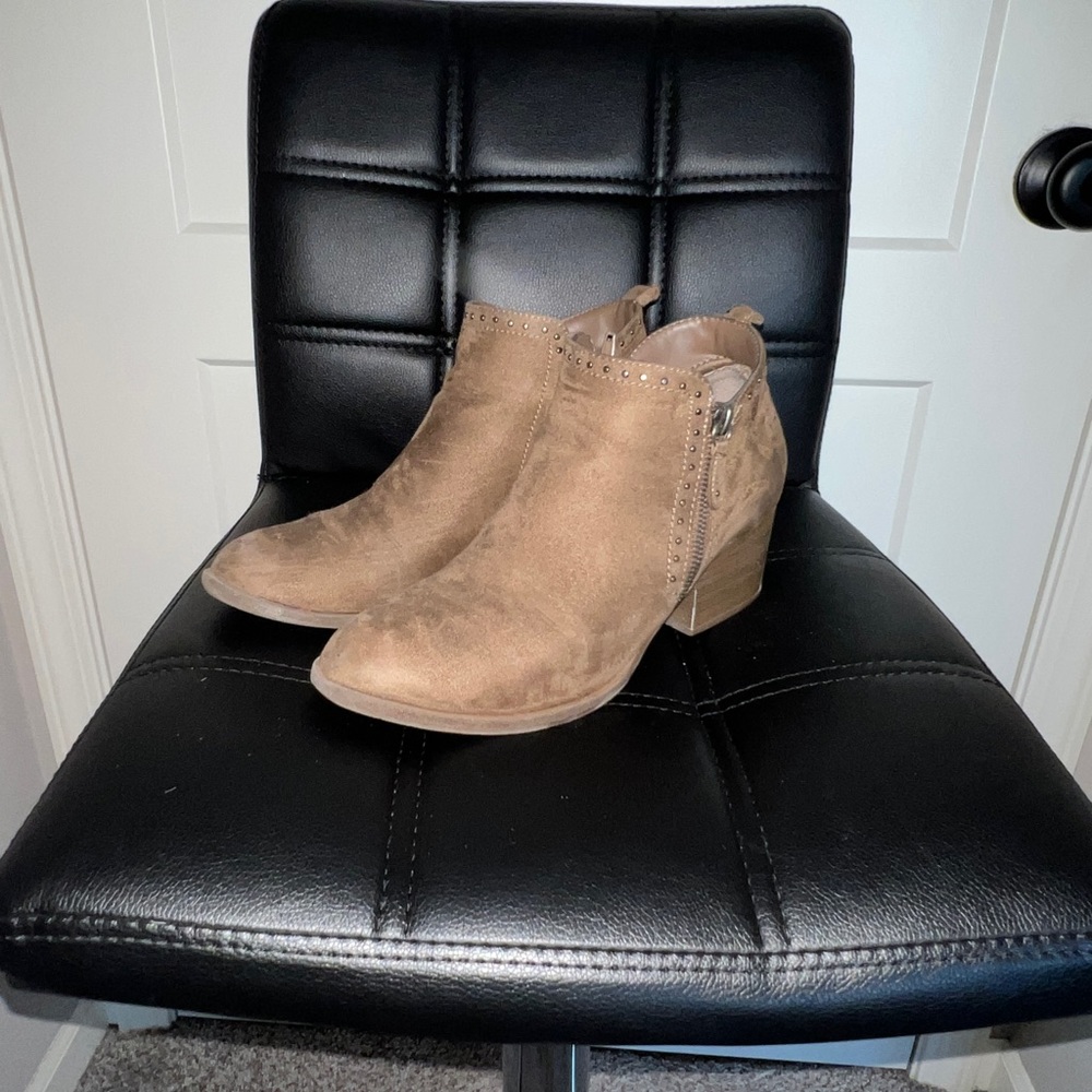 Sonoma Suede Ankle Booties Size 8.5